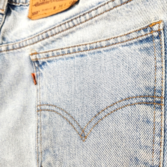 Vintage Levi's 550 Orange Tab Jeans Shorts Men's Size 36 - Picture 1 of 8